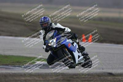 media/Nov-29-2025-TrackDaz (Sat) [[10ae2d9bce]]/B Group/Session 3 (Outside Grapevine)/